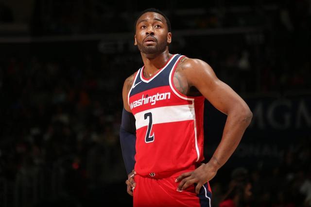 现代足球高手论剑 胜败就在一个指尖