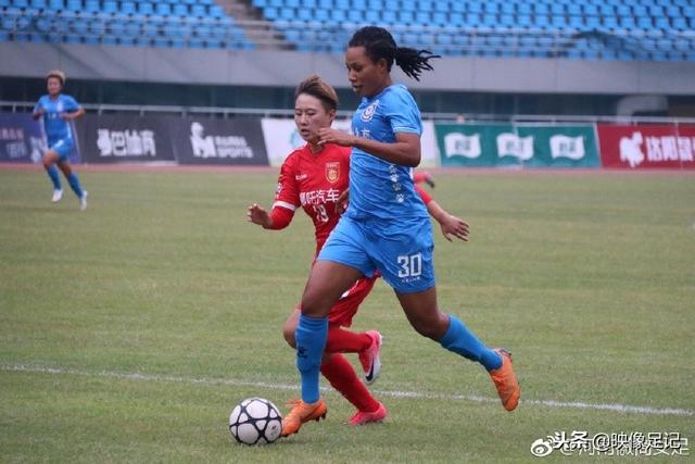 穆迪25分青岛加时胜天津 顾全40分深圳胜山东